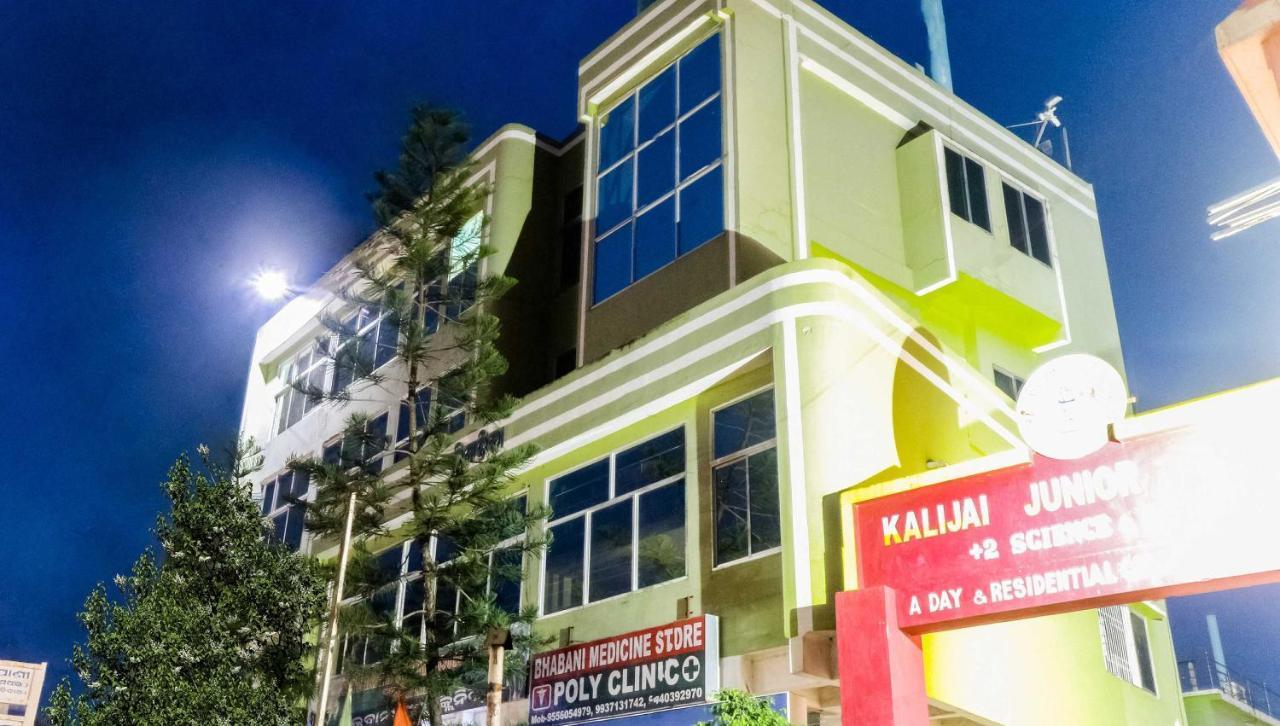 Hotel O Digantika Balugan Kültér fotó